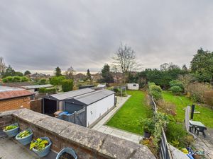 Photo 35- click for photo gallery